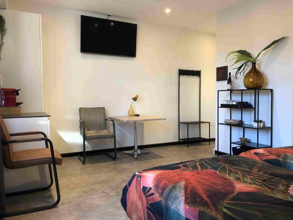 Bazien Luxe Kamer Bij Strand En Kreek Natuur En Veel Faciliteiten เวชต์คาเปลเล ภายนอก รูปภาพ